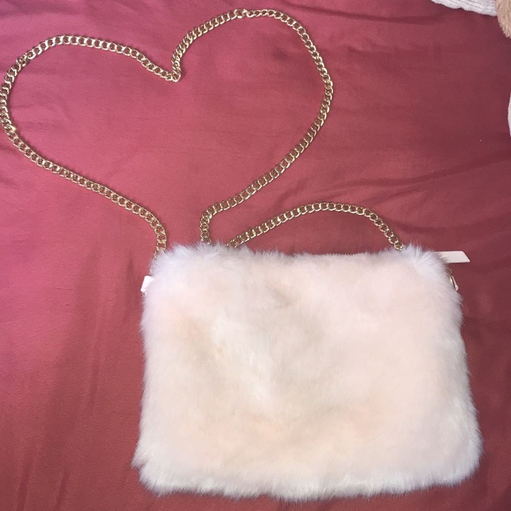 💗💗forever 21 faux fur crossbody💗💗
